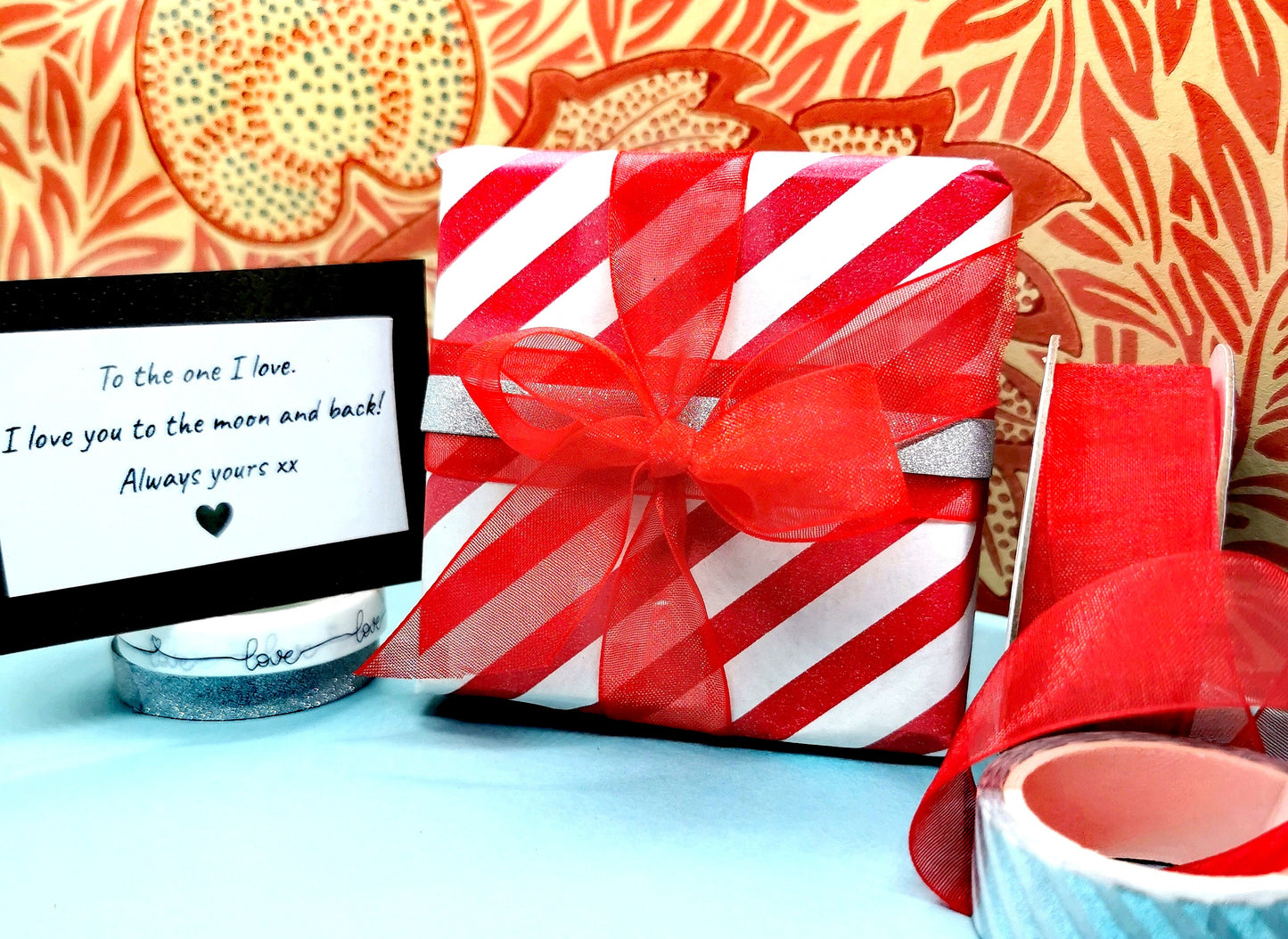 Free Gift Wrapping With Personalised message! For Orders Over £20 only. (Available until Christmas)