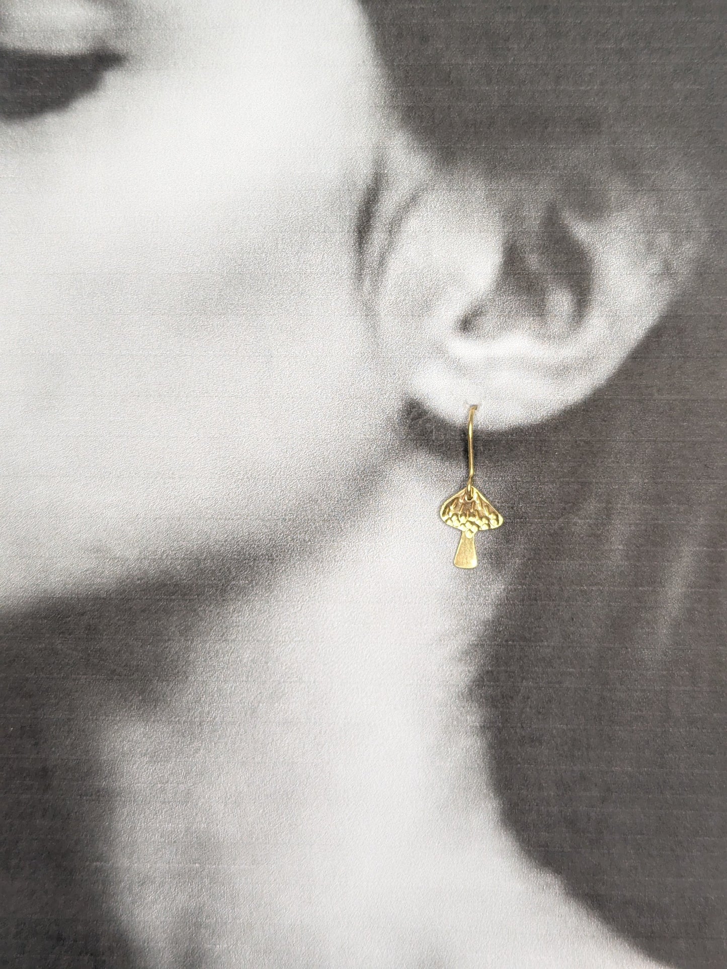 Gold Brass Mushroom Earrings: Hammered Parasol & Toadstool Design